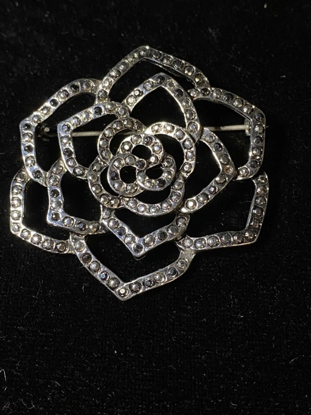 Vintage Silver tone Flower Rose Black Clear Rhinestone Brooch Victorian